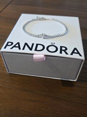 PANDORA Sparkling Heart Tennis Bracelet NEW in BOX